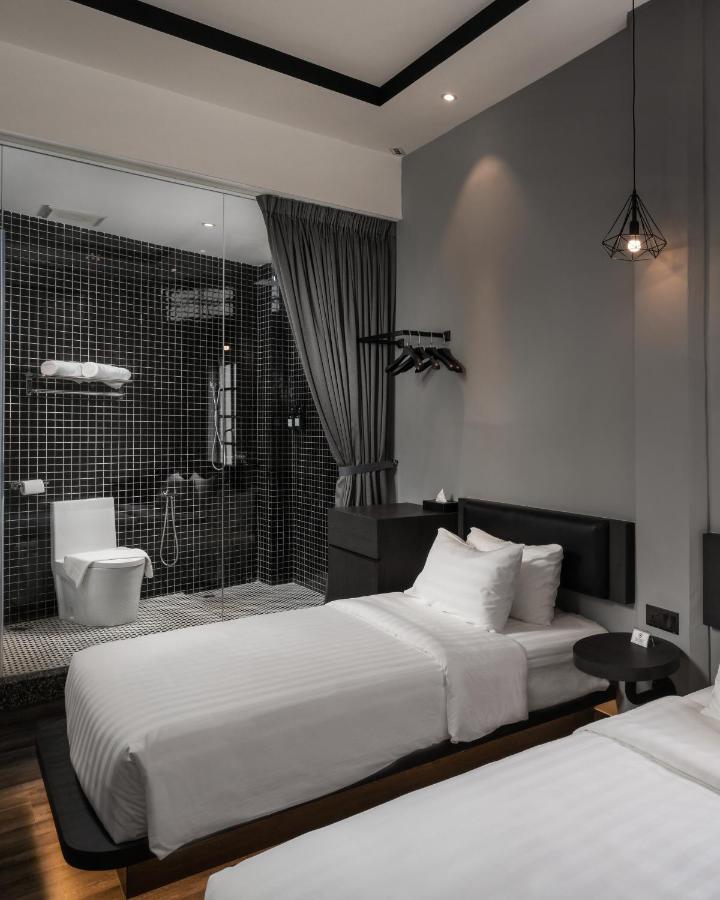 Modern Hotel Georgetown Bagian luar foto