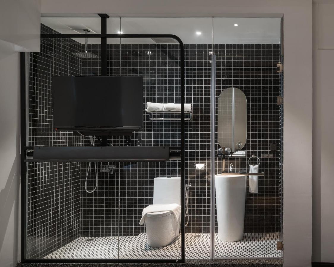 Modern Hotel Georgetown Bagian luar foto